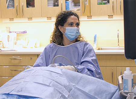 Melanie Goldfarb in Saint John's Health Center using Radiofrequency Ablation for Benign thyroid Nodules 2021