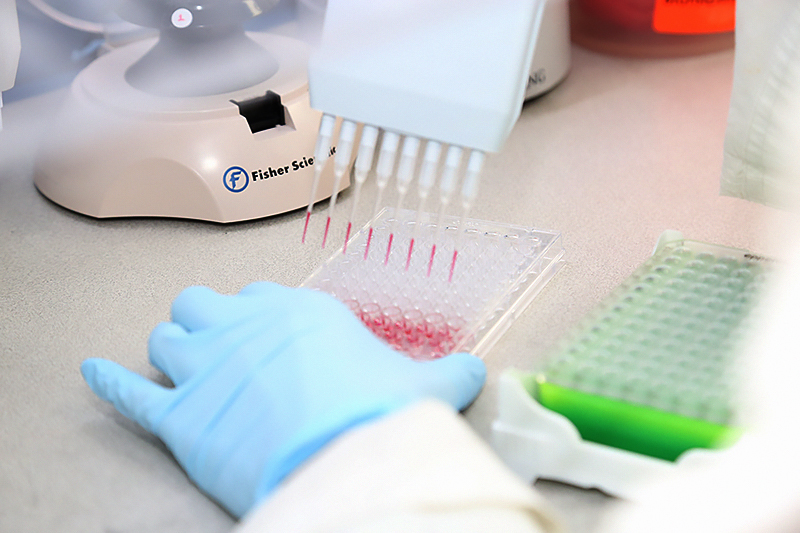 Breast research and clinical trials - Saint John's Cancer Institute