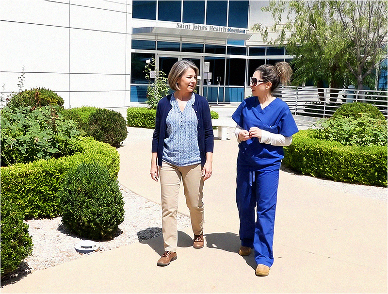 Dr. Goldfarb and her adrenal surgery patient
