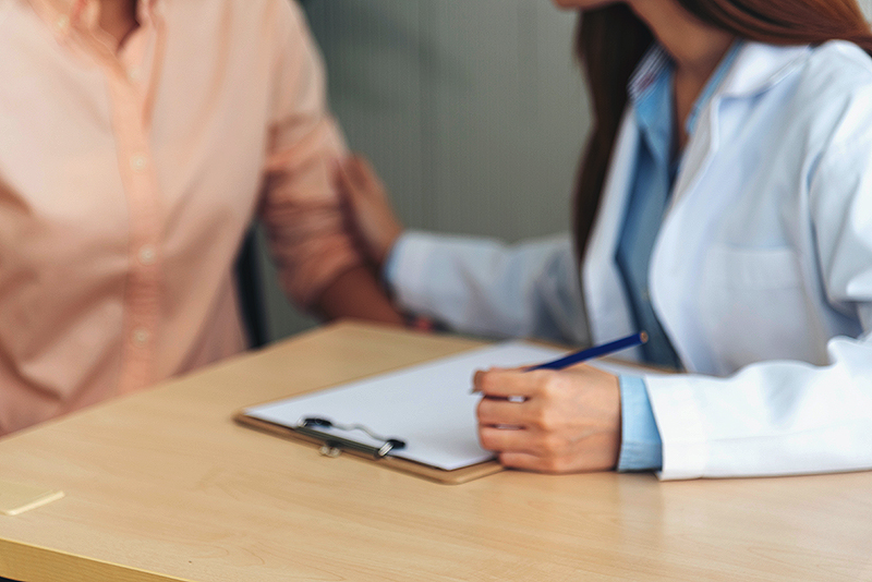 Ovarian cancer-consulation and treatment