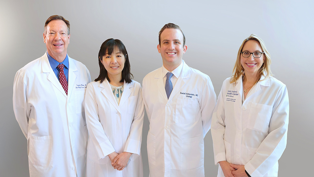 Doctors, Timothy Wilson and Jennifer Linehan with 2022 Urology Fellows